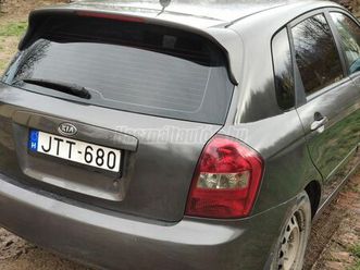 kia cerato 1.5 crdi lx base