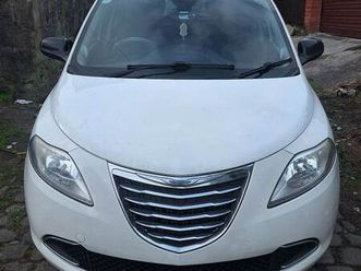 chrysler, ypsilon, hatchback, 2012, manual, 1242 (cc), 5 doors