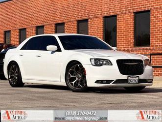 2018 chrysler 300 series s - financing available!