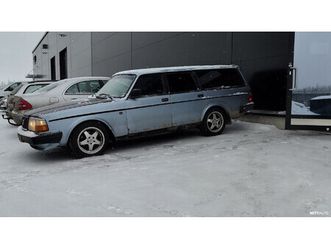 station wagon se b200f 2,0 5d
