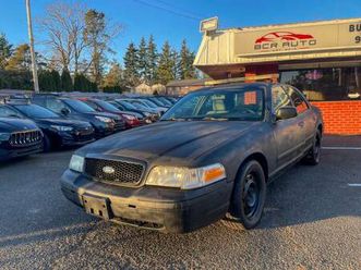 2008 ford crown victoria - price dropped