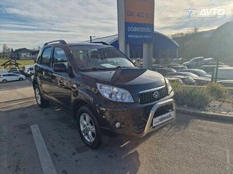 daihatsu terios 1.5 4x4 171724 km toop stanje vozila brez rje