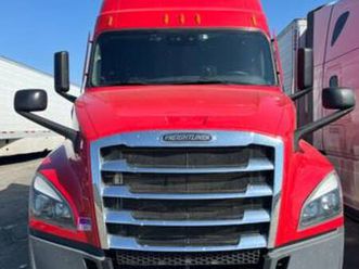 2022 freightliner cascadia 126