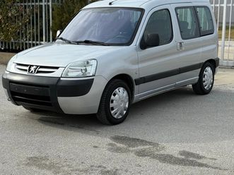 peugeot partner 1.6i 102кс. климатик/ теглич