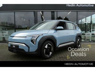 air 58.3 kwh | camera | ad. cruise | betreft een demo, vraag naar de beschikbaarheid |