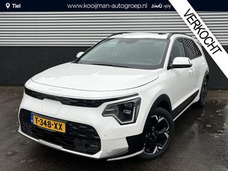 dynamicplusline 64.8 kwh schuif/kanteldak, navigatie, dodehoekdetectie, lederen bekleding, stoel- & stuurwielverwarming, parkeersensoren voor & achter, btw-auto