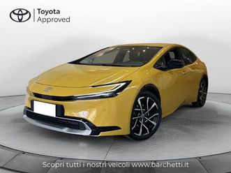 toyota prius 2.0 phev lounge del 2023 usata a brescia