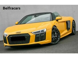 audi r8 spyder (v10 5.2 fsi 540ch s tronic 7 quattro freins ceramique/echappement sport/bang et olufsen)