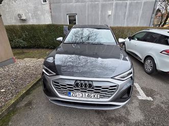 audi e-tron sq8 automatik, 2024 god.