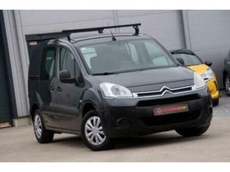 ② citroen berlingo 1.6 hdi 1er main _carnet complet _garantie — camionnettes & utilitaires — 2ememain