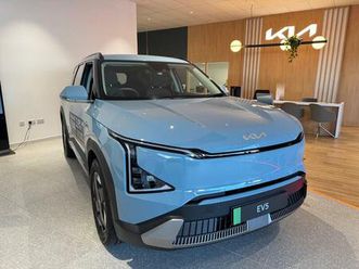 81.4kwh air auto 5dr