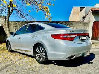 vendo azira 3,0 carro completo ótimo estado