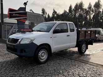 toyota hilux 4x4