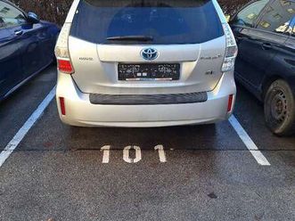 toyota prius + 1,8 vvt-i hybrid comfort