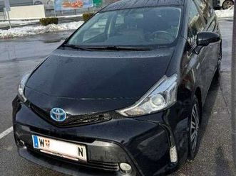 toyota prius + 1,8 vvt-i hybrid comfort