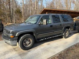 awesome work/hunting/farm truck!