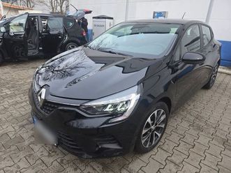 renault clio tce 90 ps dab spur verkehrszeichenerkennung usw.