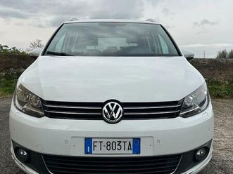 touran metano 180.000km 2015