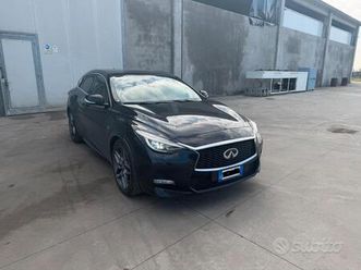 infiniti q30s