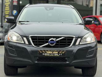 volvo xc60 xc60 2.4 d3 awd*boîte automat*navi*pano*cuir*