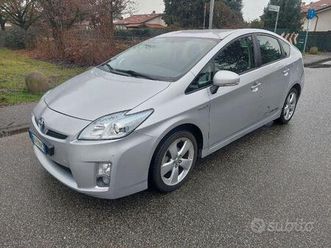 toyota prius 1.8 executive hybrid solo 113000km ga