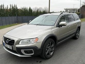 volvo xc70 2.0 d [d3]summum geartronic magyar/panorama/alu/blis/üszellőztetés/digitklíma/tempomat/keyless/xenon/premium