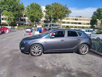 5p 1.4 t cosmo 140cv