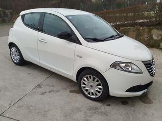 lancia ypsilon 10 del 2012 unico proprietario