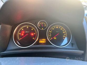 opel zafira 1.7 anno 2010