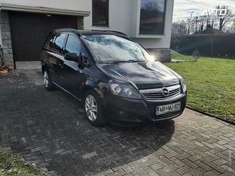 opel zafira 1.7 cdti 150 km - 7 sedežev - 2 kompleta gum