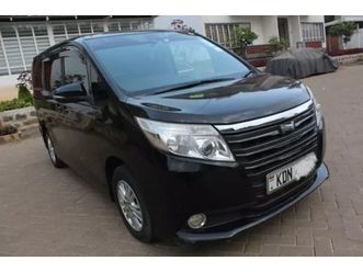 toyota noah - 2016