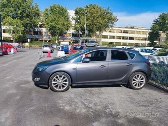 opel astra j 2011