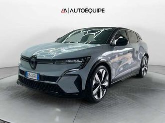 renault megane e-tech electric techno ev60 220cv ac22 del 2023 usata a roma