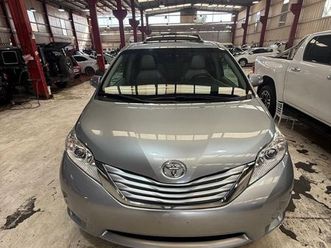 toyota sienna limited