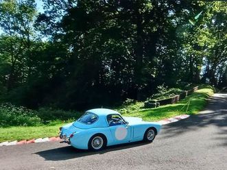austin healey sebring sprite spridget little blue