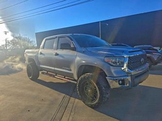 toyota tundra crewmax sr5