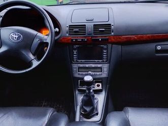 toyota avensis kombi bestwina • olx.pl