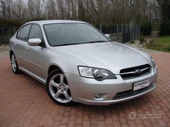 subaru legacy 2.0 16v berlina