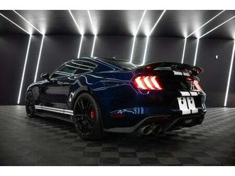mustang shelby v8 5.2 gt500