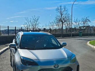 toyota yaris cross hybrid