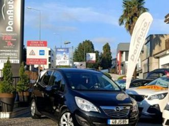 opel meriva cosmos - 95cv