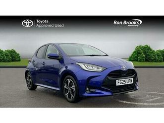 toyota yaris design hatchback's 1.5 vvt-h design e-cvt euro 6 (start/stop) 5dr