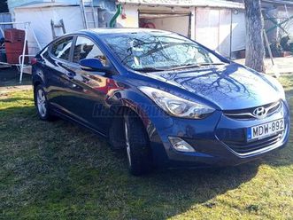hyundai elantra 1.6i comfort