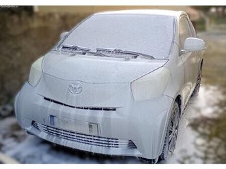 toyota iq 4lugares vvti só 106.000 km dezembro/11