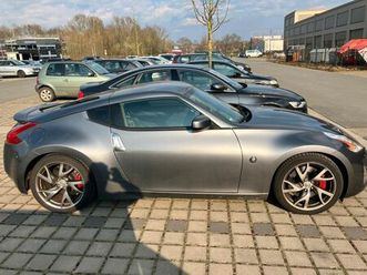 nissan 370z coupé premium pack