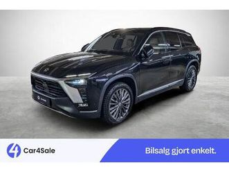 100kw 6-s / 500km /skinn/ acc/ 360/ krok/ service+eu ++