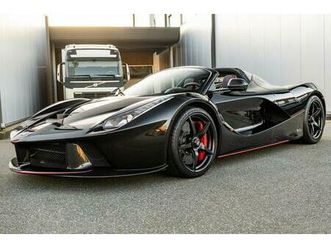 ferrari laferrari aperta - nero daytona - delivery kilometers