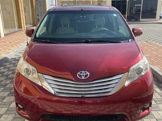 used toyota sienna 2012