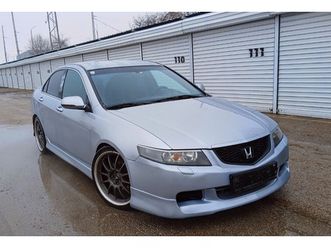 honda accord 2.2d,navi,koja 2,813 eur
