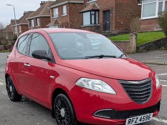 2014 chrysler ypsilon 1.2 se 5dr